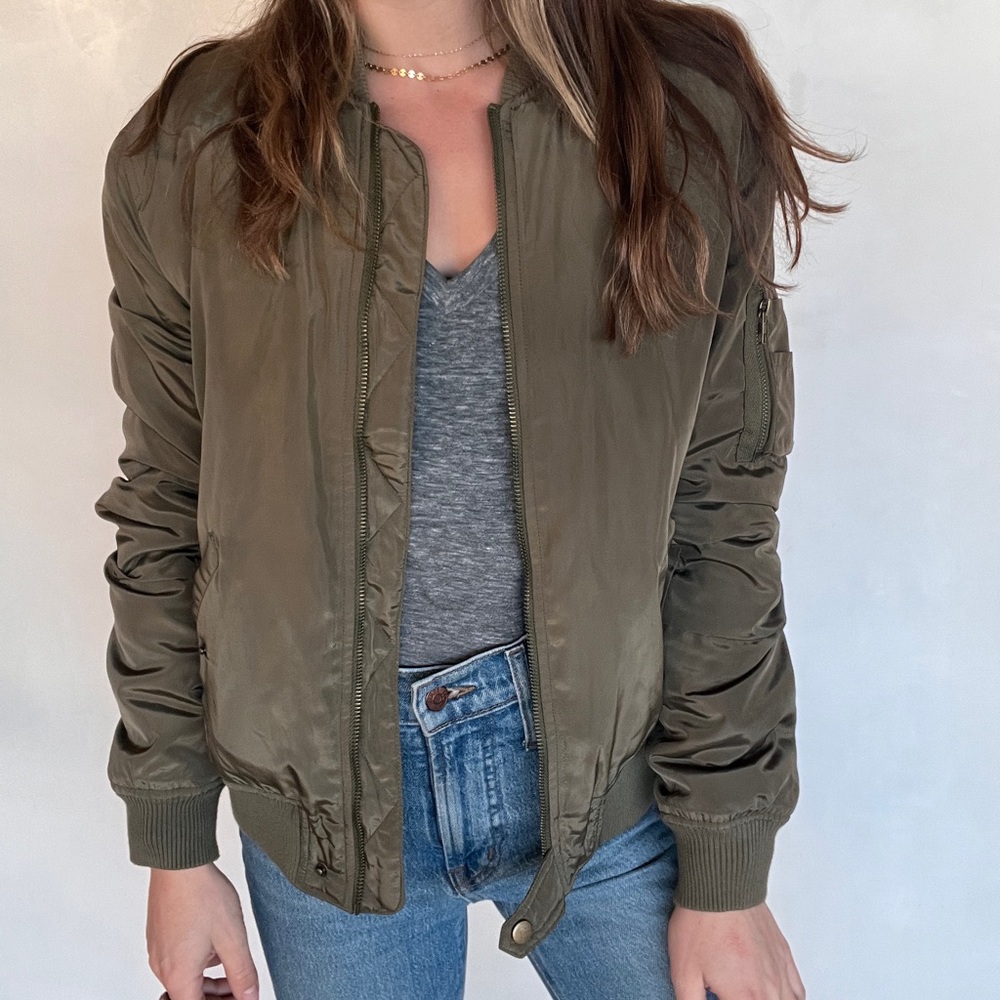 Women’s bomber jacket